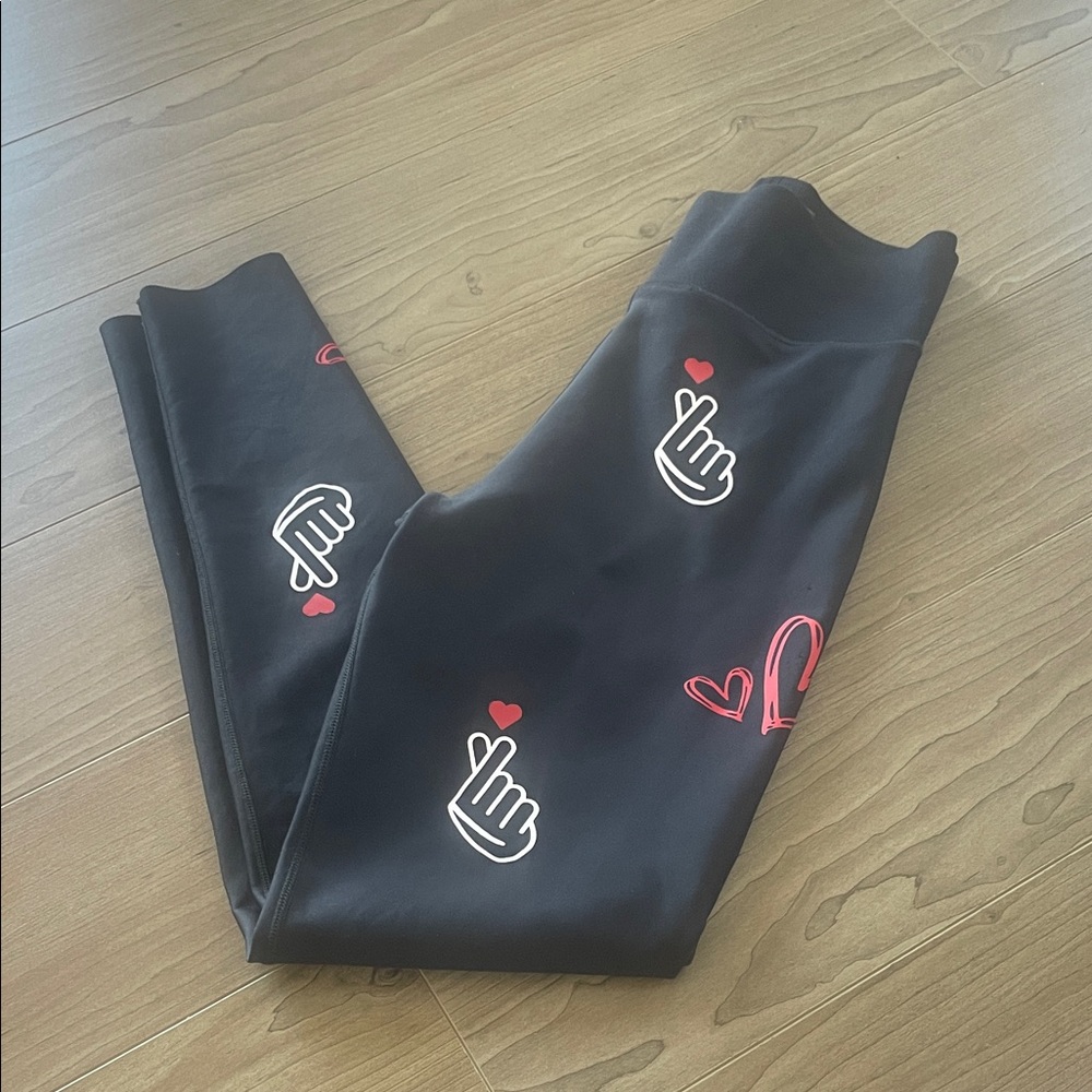 Ultracor Black Leggings with Red Heart and Hand Design Size Small